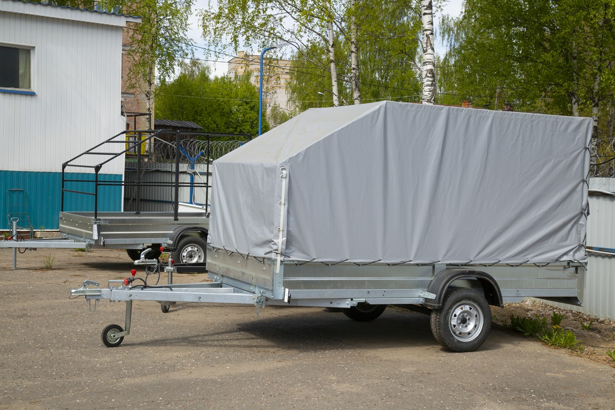 przyczepka z plandeką